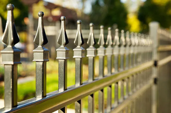 Custom aluminum fence designs tailored for unique home styles & enhanced security.